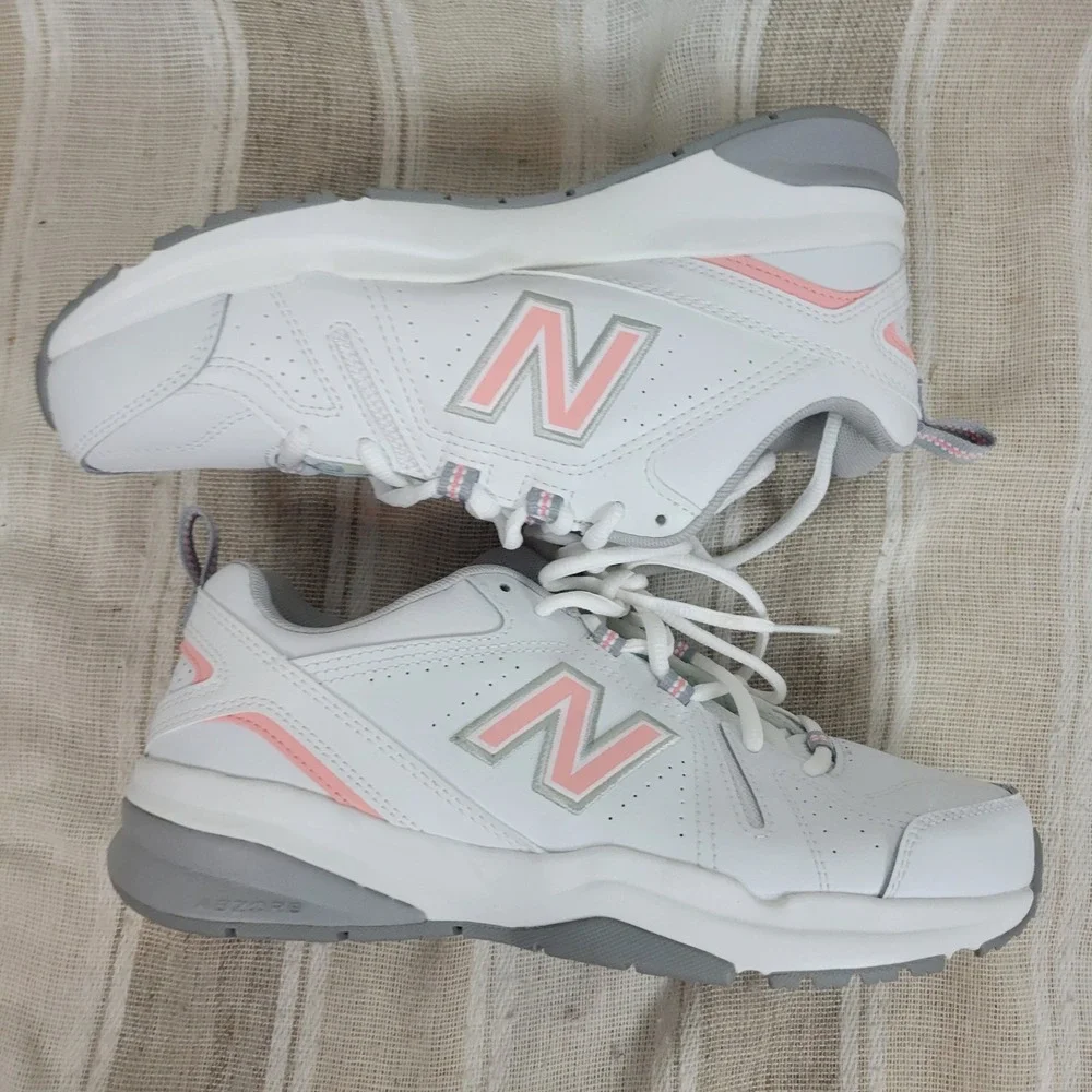 New Balance Women's 608v5 Casual Comfort Cross Trainer Shoes Sneakers Size 8